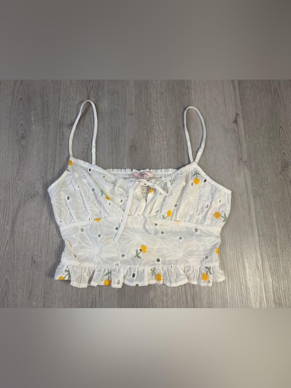 Dizzy Lizzy White Floral Smocked Ruffle Hem Cropped Woven Tank Top Tie Sleeves M